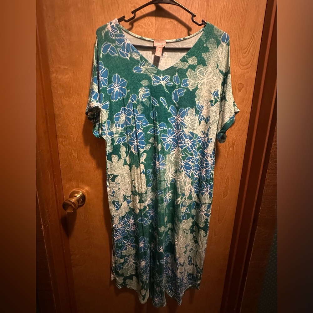 Chico's Teal and Blue Floral V-Neck Top 2 = US 12/L